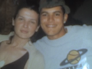                                              moi end laura